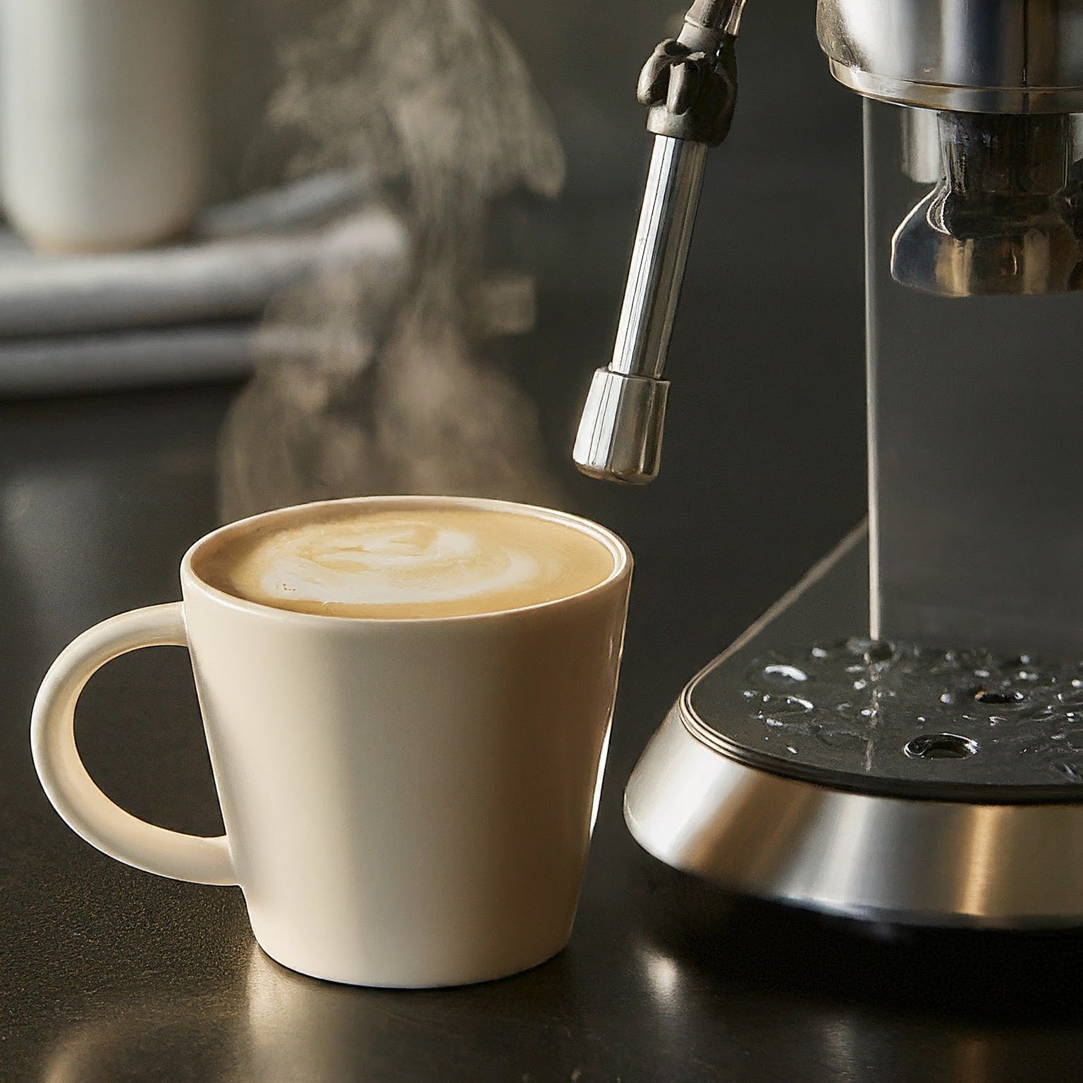 How to Make a Flat White: A Guide for Coffee Lovers